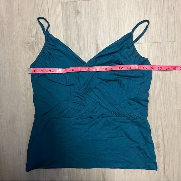 EUC Marciano teal v neck tank sz L ruching at front - Picture 3 of 10